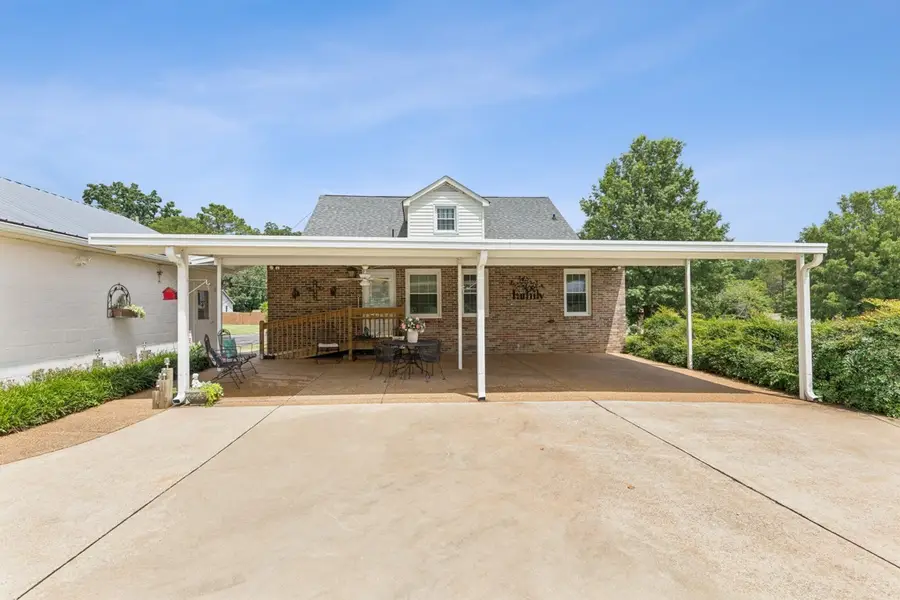326 Ballentine St, Pulaski, TN 38478 - #3