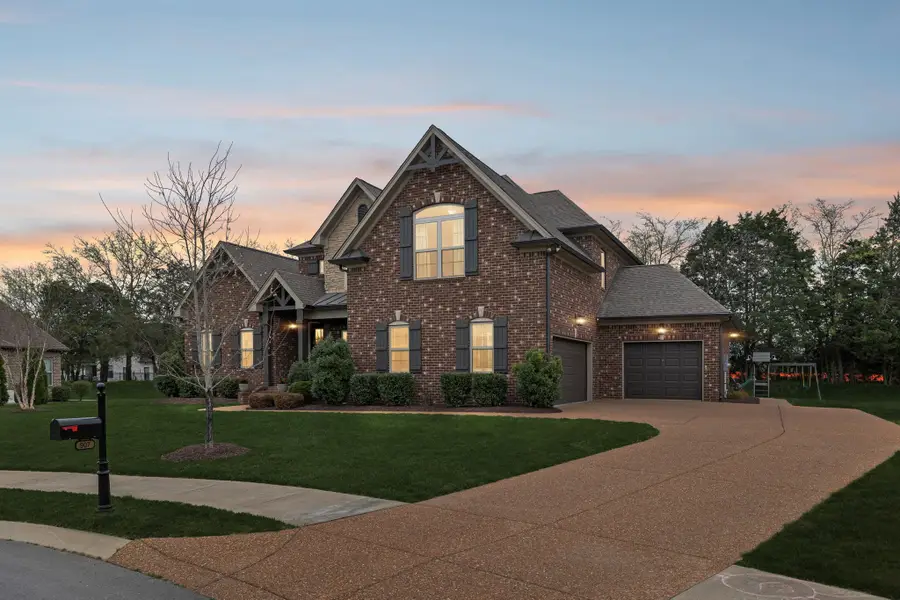 907 Larkspur Ln, Lebanon, TN 37087 - #2