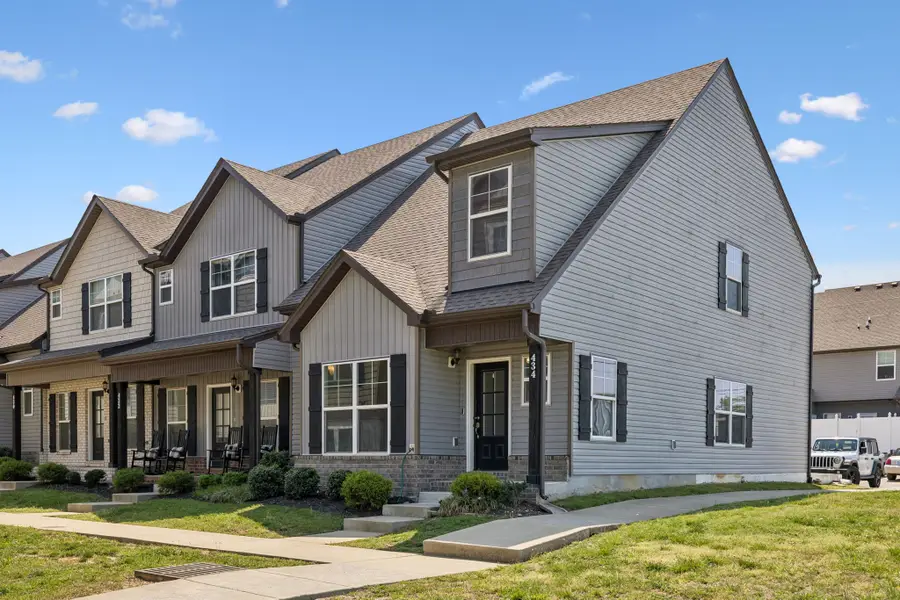 434 Rick Mccormick Dr, La Vergne, TN 37086 - #3