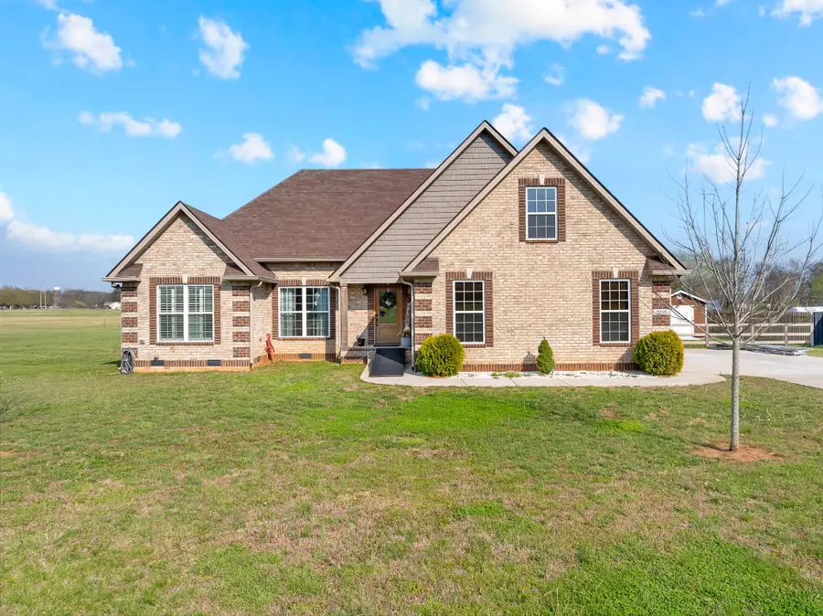 2058 Halls Mill Rd, Unionville, TN 37180 - #2