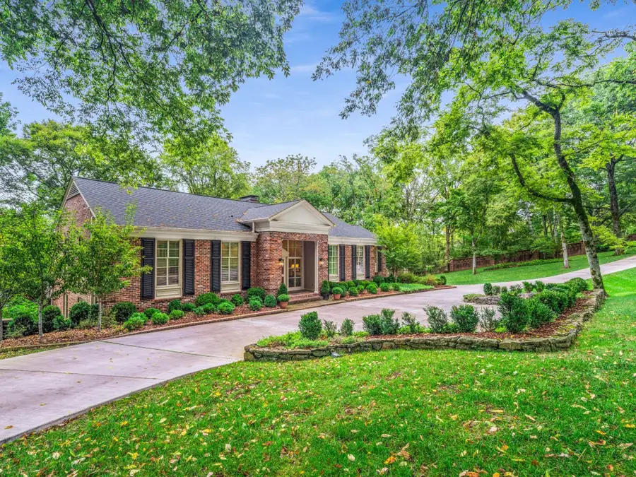 1066 Lynnwood Blvd, Nashville, TN 37215 - #2