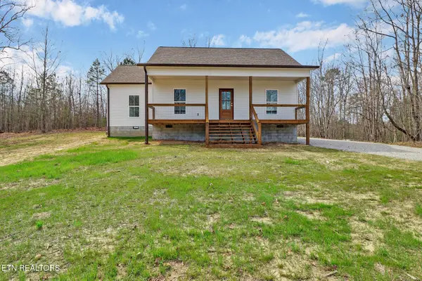817 Dulog Tr, Jamestown, TN 38556