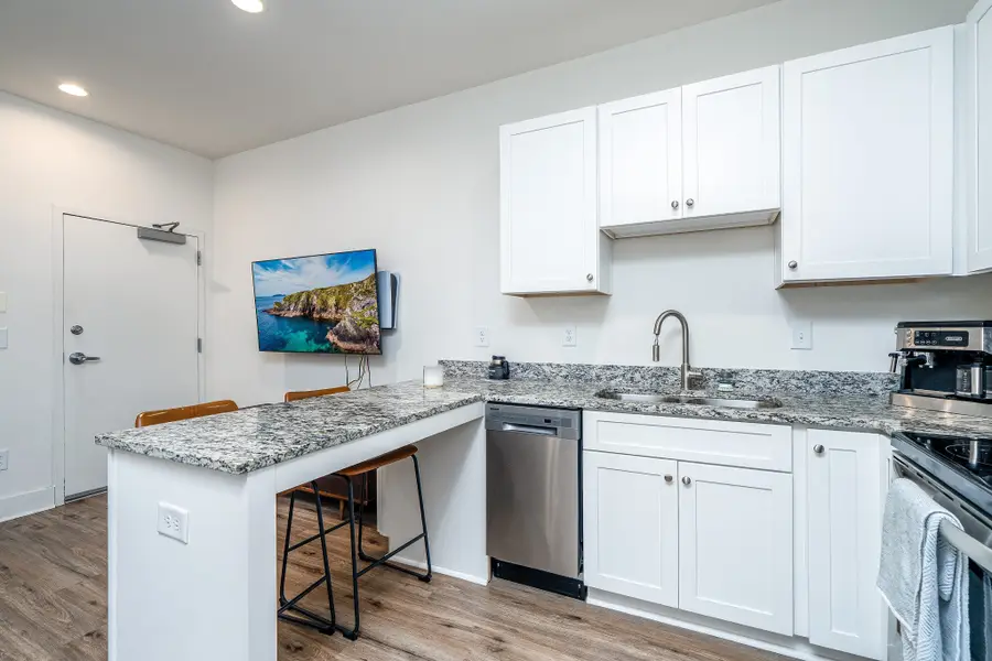 432 Murfreesboro Pike #306, Nashville, TN 37210 - #3