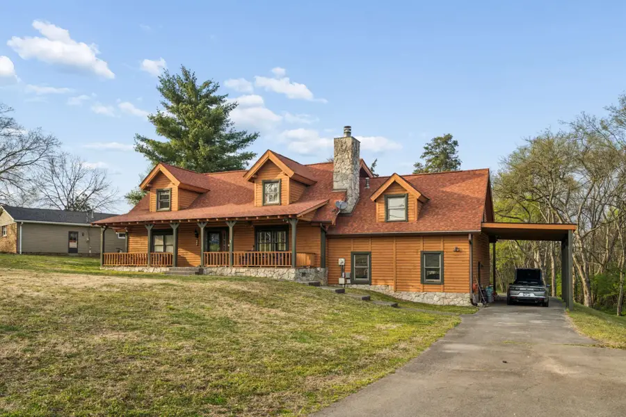 1201 Dickerson Bay Dr, Gallatin, TN 37066 - #2