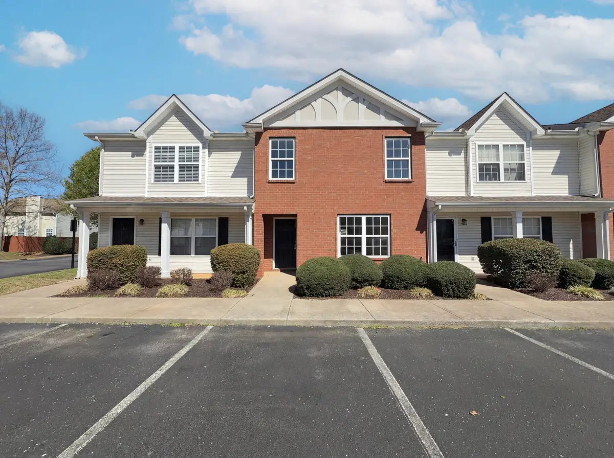 260 Arapaho Dr, Murfreesboro, TN 37128 - #1