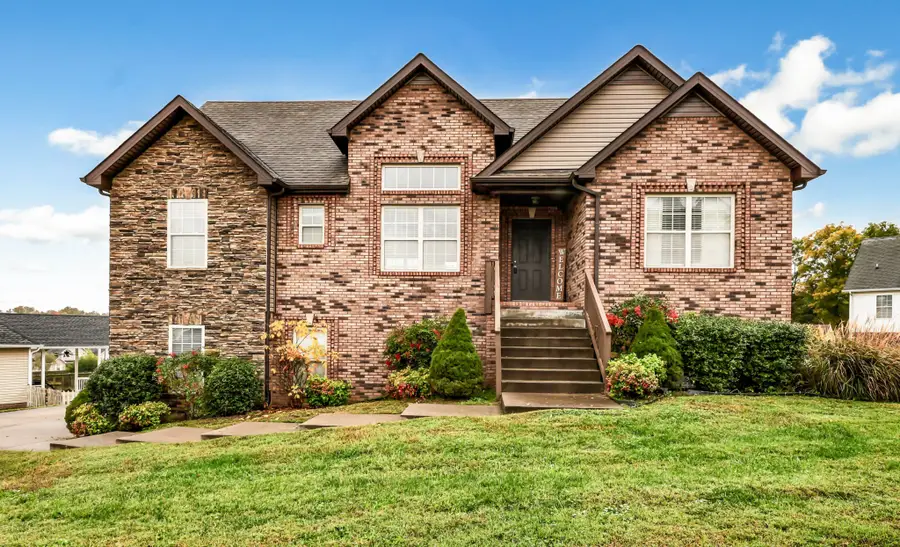 410 River Heights Dr, Clarksville, TN 37040 - #2