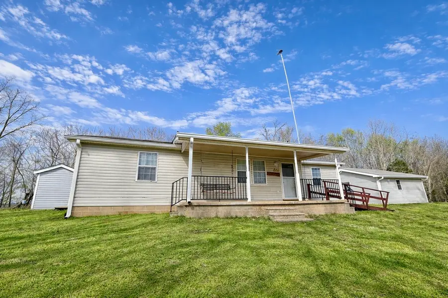 950 Sewell Branch Rd, Clifton, TN 38425 - #2