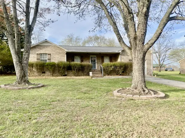 694 Mcquade Cir, McMinnville, TN 37110