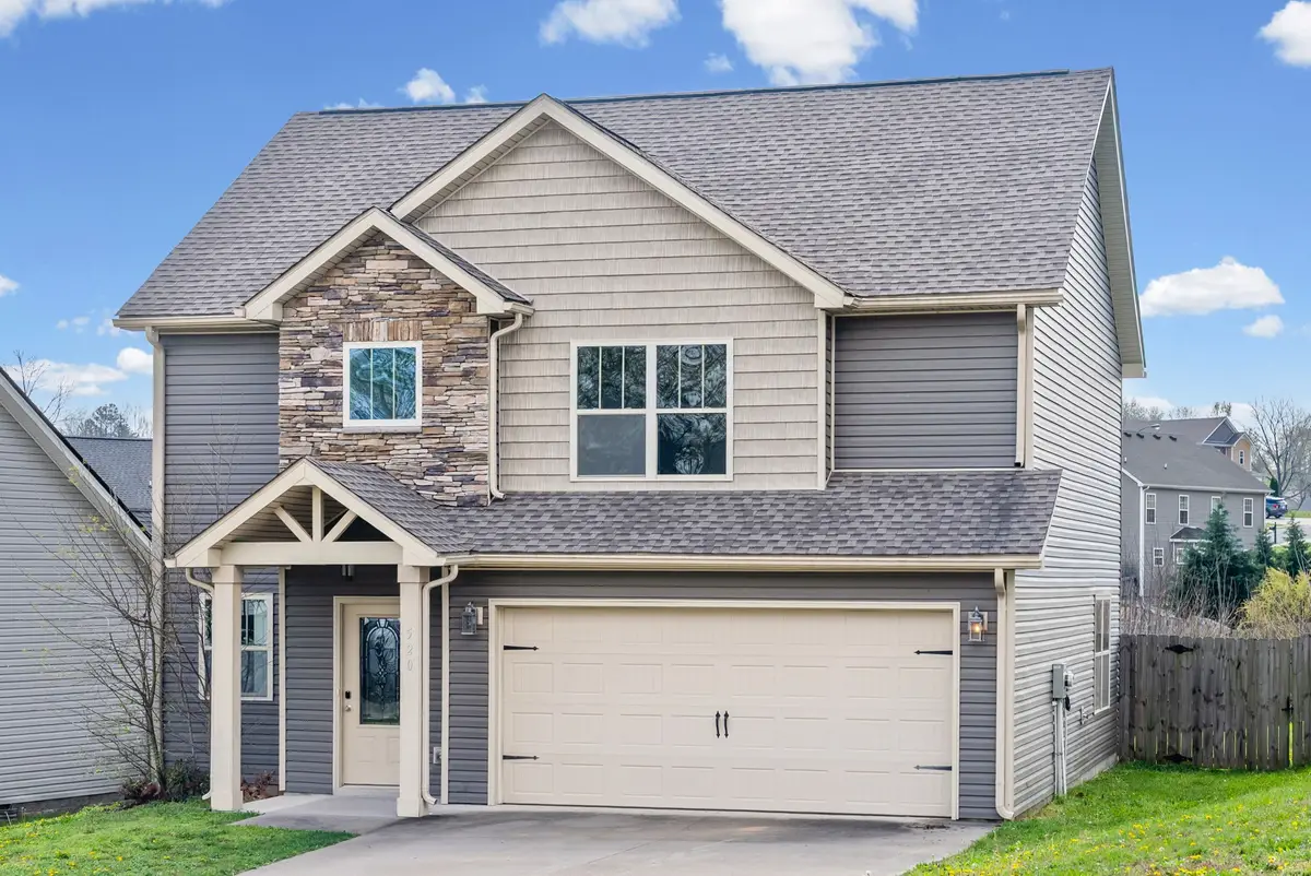 520 Somerset Ln, Clarksville, TN 37042 - #1