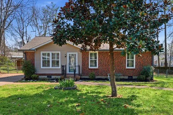 403 Sunny Acre Ct, Mount Juliet, TN 37122