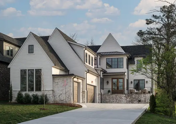 1133 Lipscomb Dr, Nashville, TN 37204