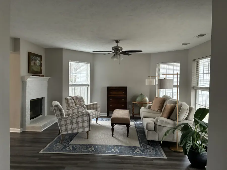 422 Randall Ln, La Vergne, TN 37086 - #2