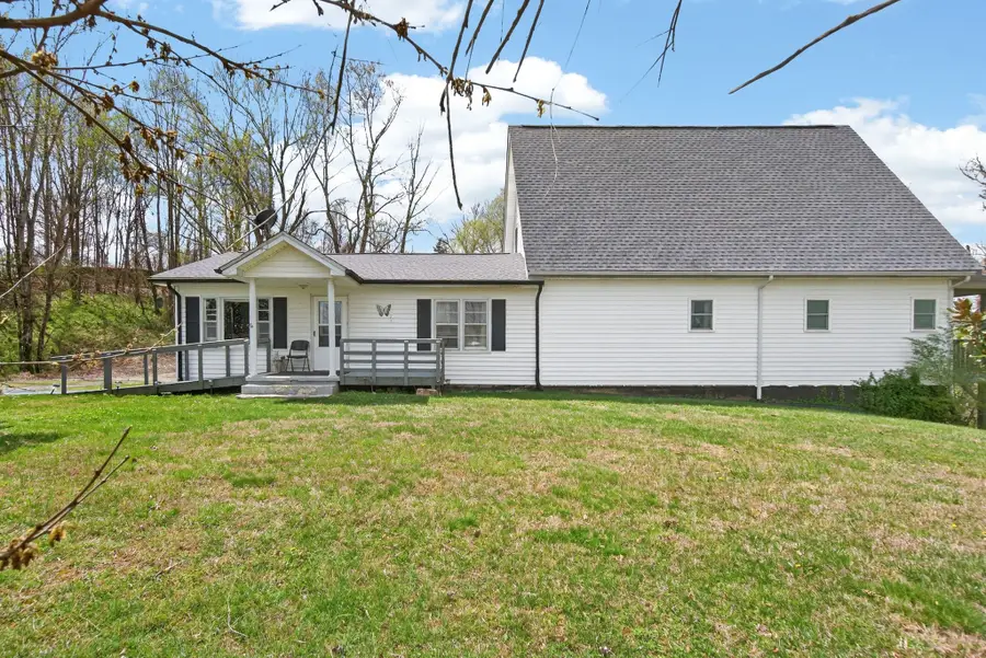 314 Smyrna Rd, Byrdstown, TN 38549 - #3