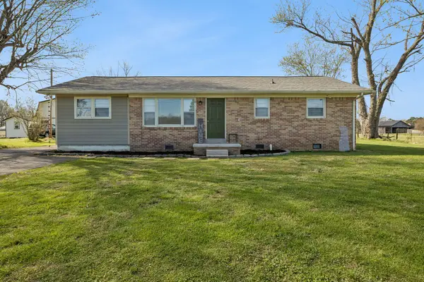 380 Holiday Haven Rd, Smithville, TN 37166