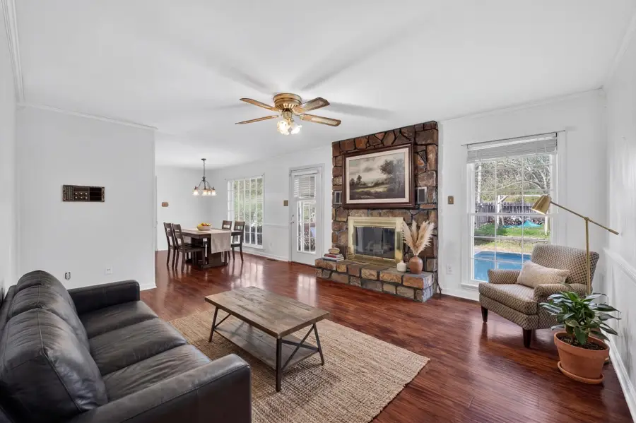 1882 Wellsbrook Dr, Fayetteville, TN 37334 - #3