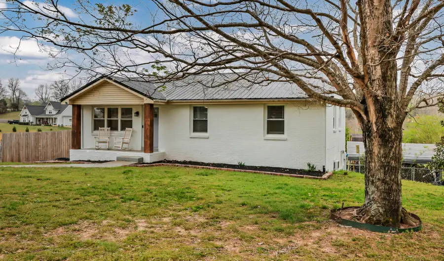 1440 Hickory Point Rd, Clarksville, TN 37043 - #2