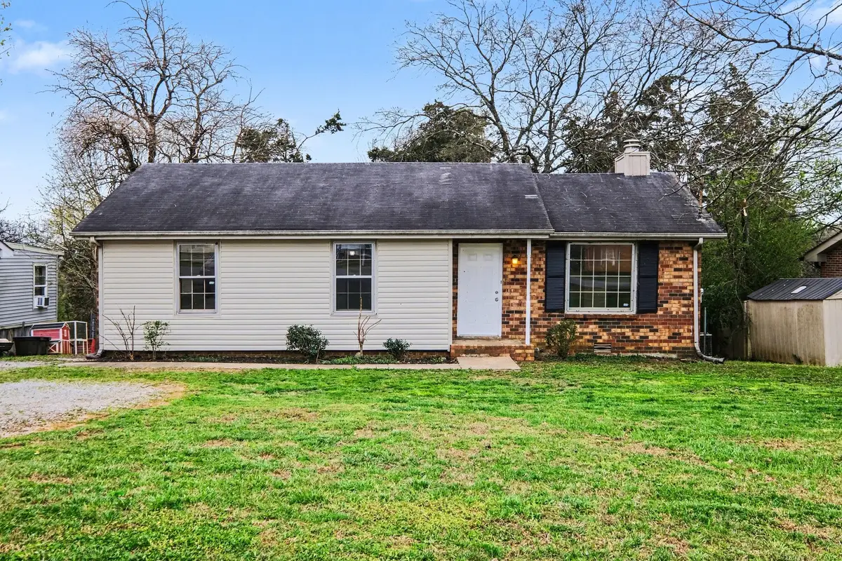 199 Township Dr, Hendersonville, TN 37075 - #1