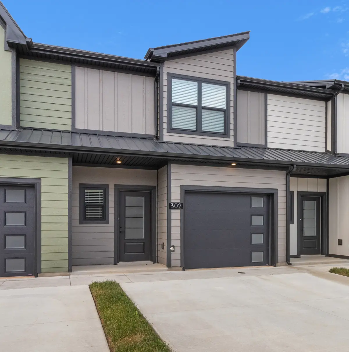 302 Jonathan Wade Circle, Clarksville, TN 37043 - #1