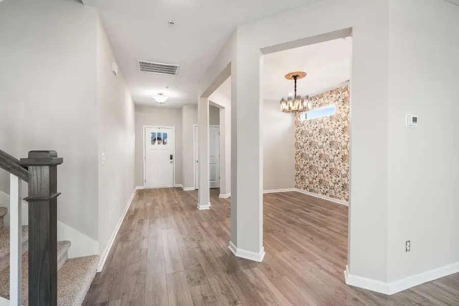 719 Reflections Ln, Pleasant View, TN 37146 - #3