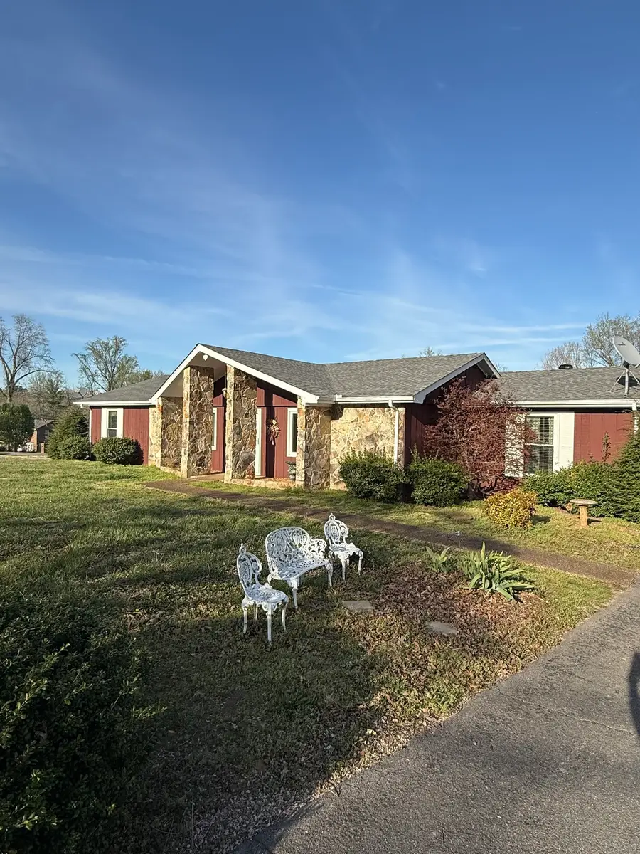 353 Golf Club Rd, McMinnville, TN 37110 - #2