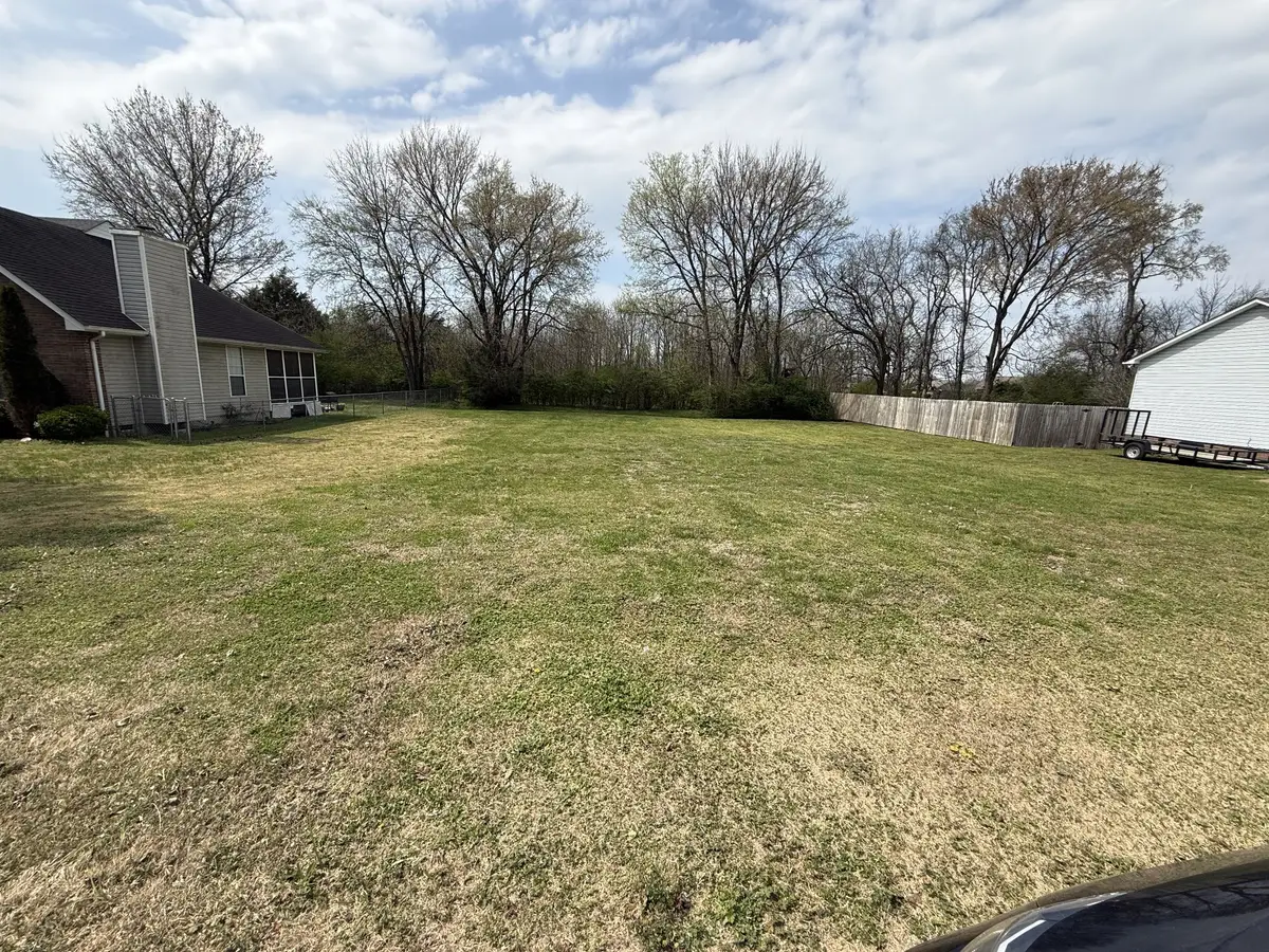 1756 University Dr, Columbia, TN 38401 - #1