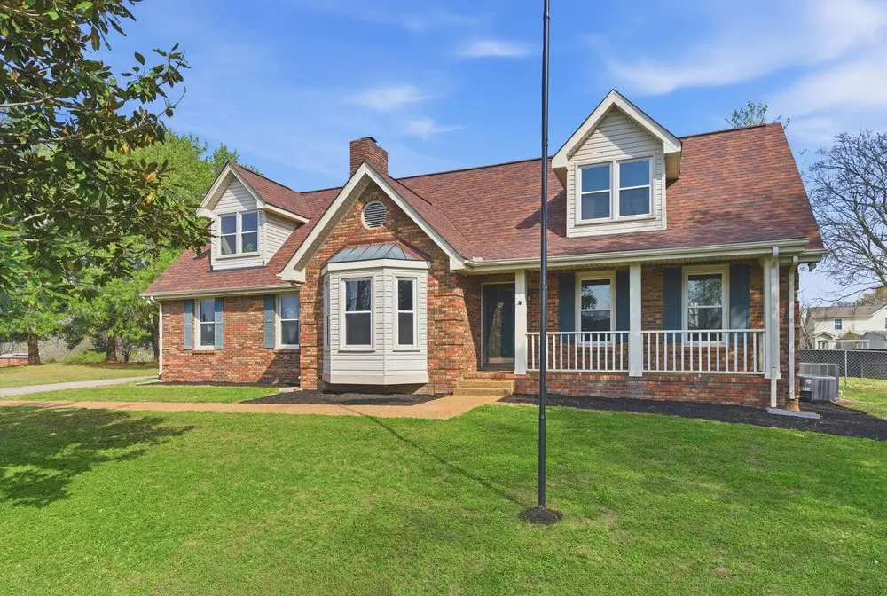 721 Clayton Dr, Clarksville, TN 37040 - #1