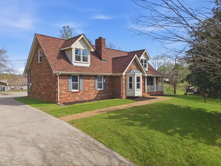 721 Clayton Dr, Clarksville, TN 37040 - #3