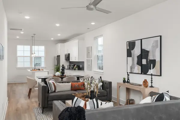 700 N Dupont Ave #107, Madison, TN 37115