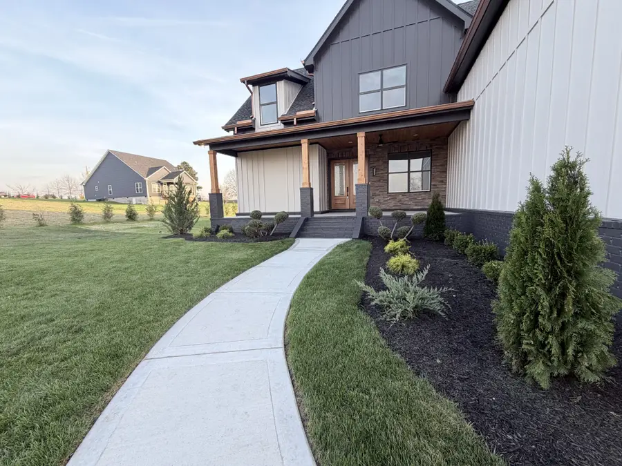 6447 Hopewell Rd, Springfield, TN 37172 - #2