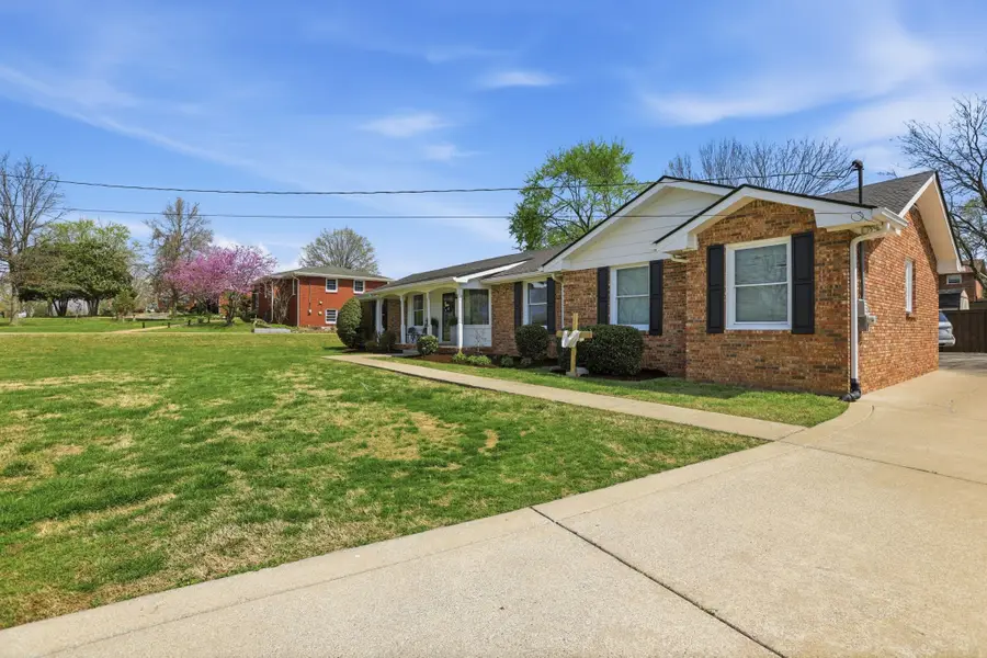 133 Chiroc Rd, Hendersonville, TN 37075 - #2