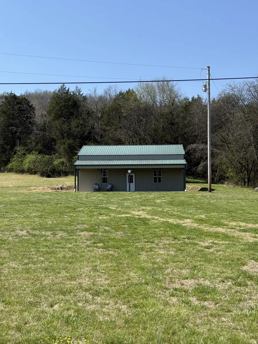 855 Lick Creek Rd, Hartsville, TN 37074 - #3