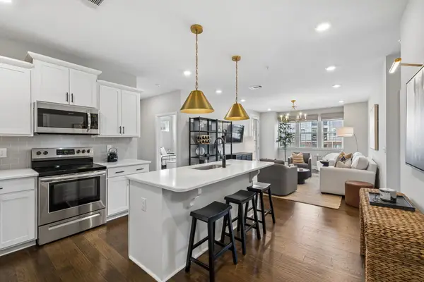 1901 Shadow Green Dr #204, Franklin, TN 37064