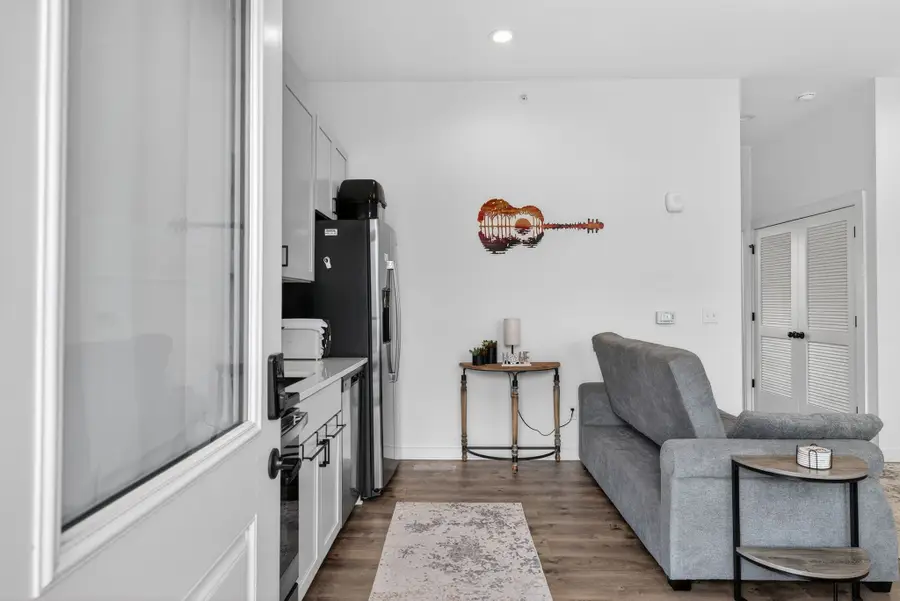 218 Hart St, Nashville, TN 37210 - #3