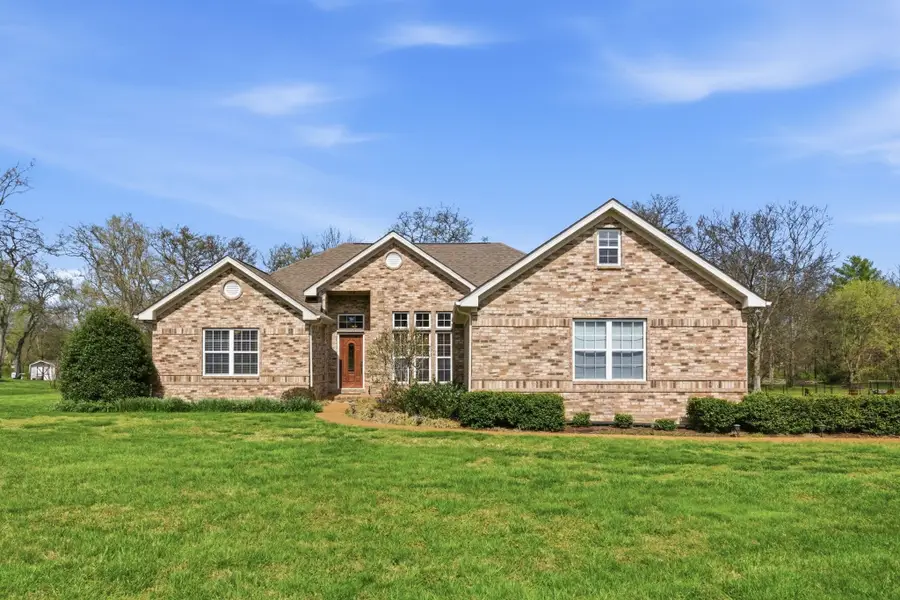 1524 Oak Branch Dr, Columbia, TN 38401 - #2