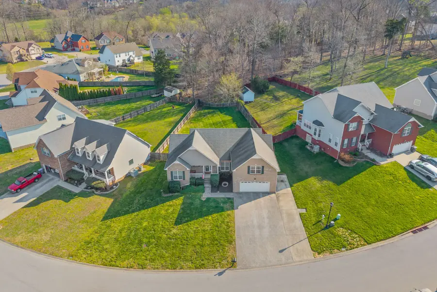 567 Winding Bluff Way, Clarksville, TN 37040 - #3