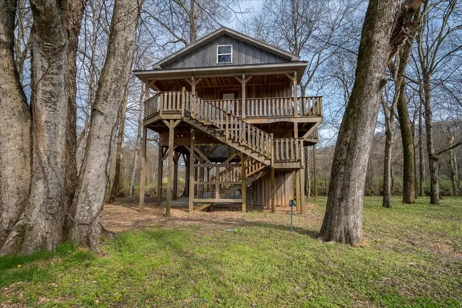 516 Barney Ln, Westpoint, TN 38486 - #2