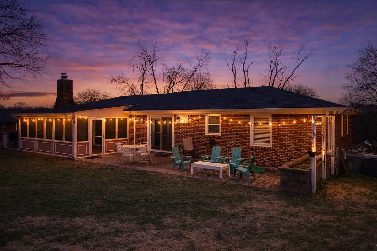 150 Lake Park Dr, Nashville, TN 37211 - #1