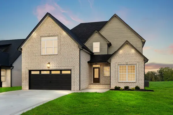 522 Foxglove Ln, Clarksville, TN 37043