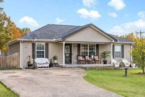 450 Titans Ln, Clarksville, TN 37042