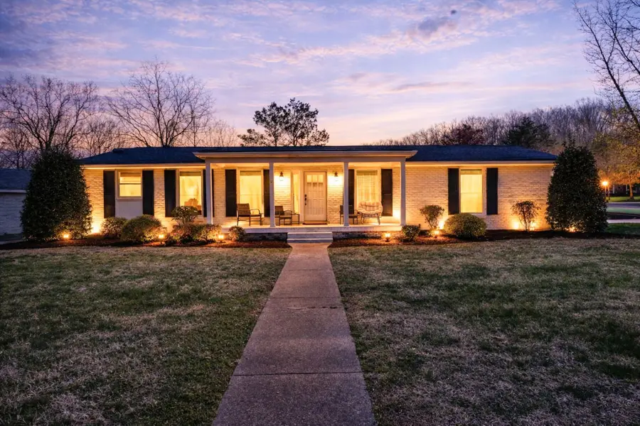 900 Neuhoff Ln, Nashville, TN 37205 - #2