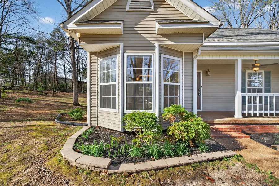 608 Beechtree Ct, Burns, TN 37029 - #3