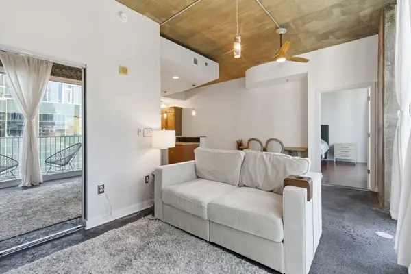 301 Demonbreun St #1418, Nashville, TN 37201