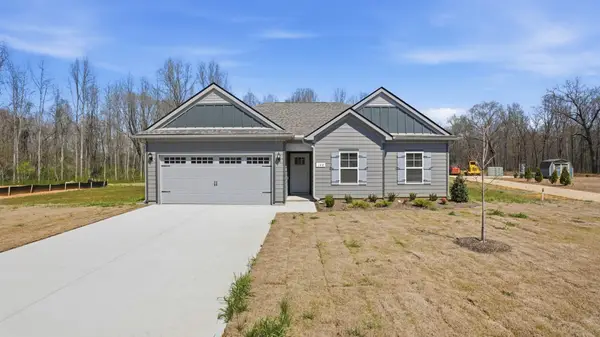 180 Stillwater Way, Tullahoma, TN 37388
