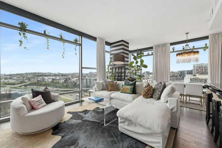 1212 Laurel St #1213, Nashville, TN 37203 - #2