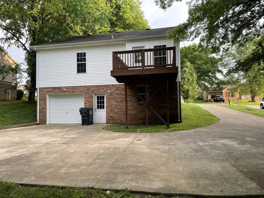 3251 N Senseney Cir, Clarksville, TN 37042 - #3