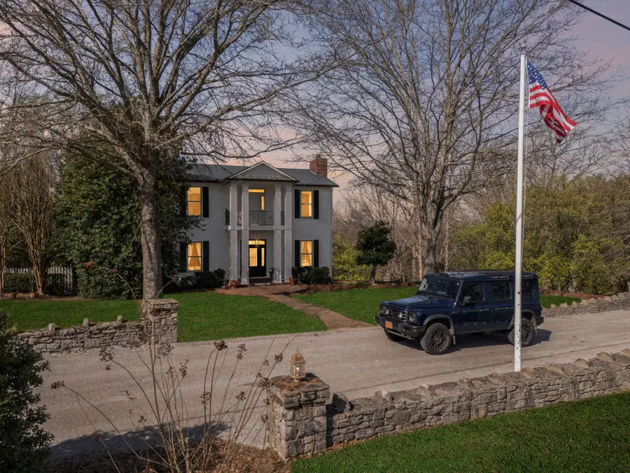 1668 Old Lewisburg Hwy, Columbia, TN 38401 - #2