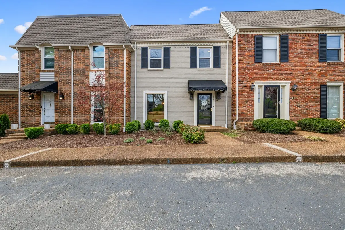 102 Foxborough Sq W, Brentwood, TN 37027 - #1