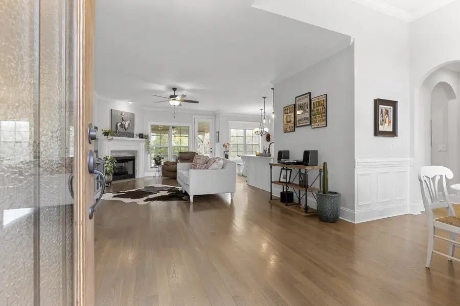 193 Karen Dr, Mount Juliet, TN 37122 - #2