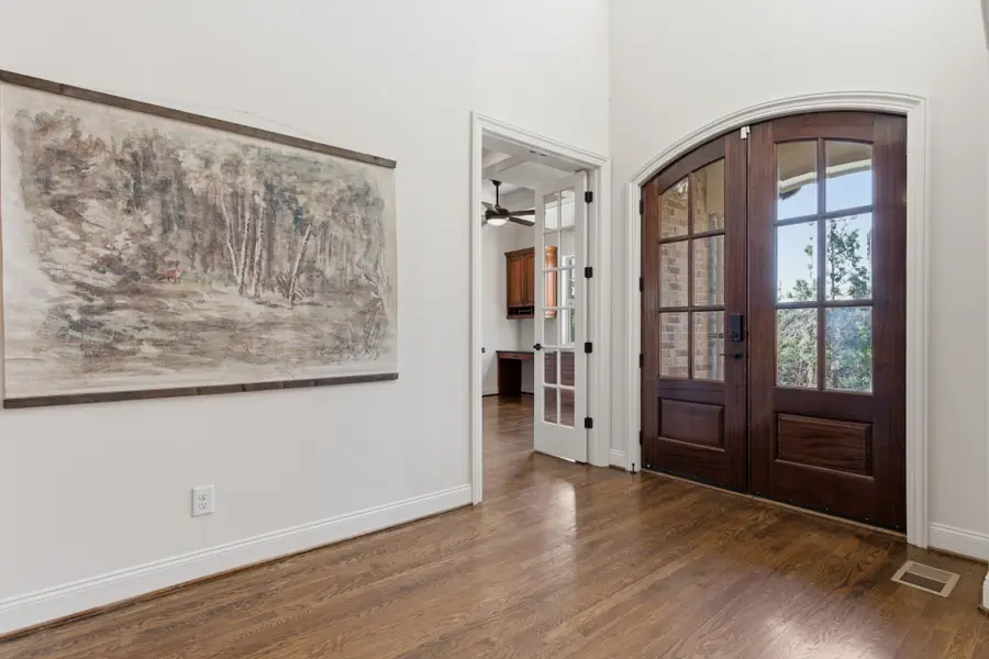 3708 Hilldale Dr, Nashville, TN 37215 - #2