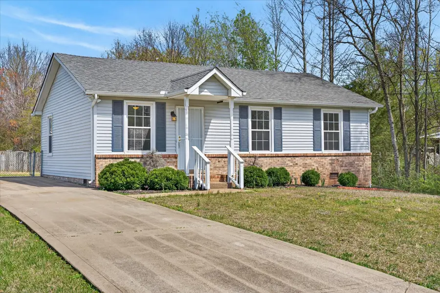 402 Woodale Dr, Clarksville, TN 37042 - #2